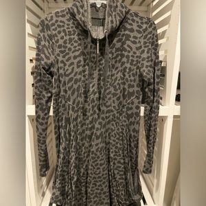 Kenzie A line dress. Size XS or can fit small.